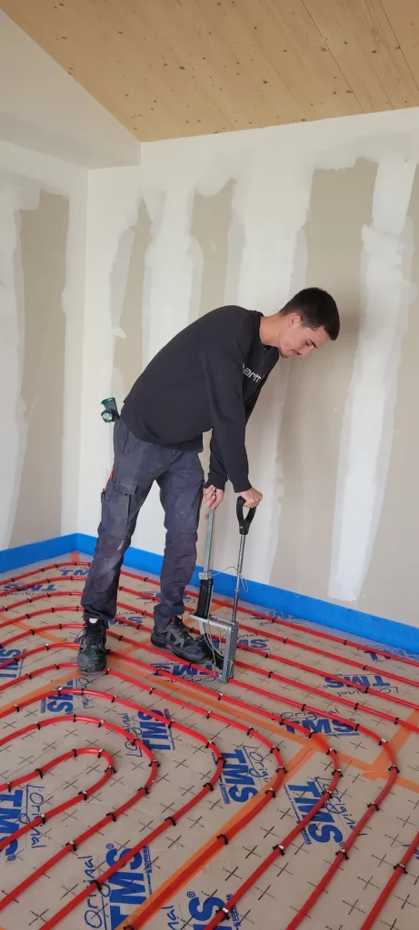 Pose et nettoyage plancher chauffant